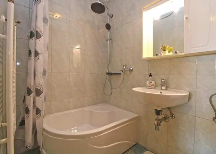 House 2199 Vakantiehuis Ližnjan